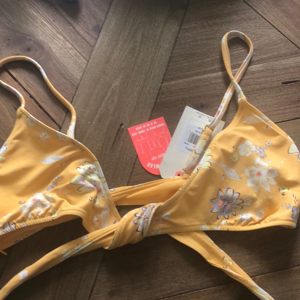 Billabong yellow bikini top